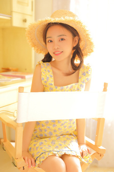 漂亮高中生女孩照片